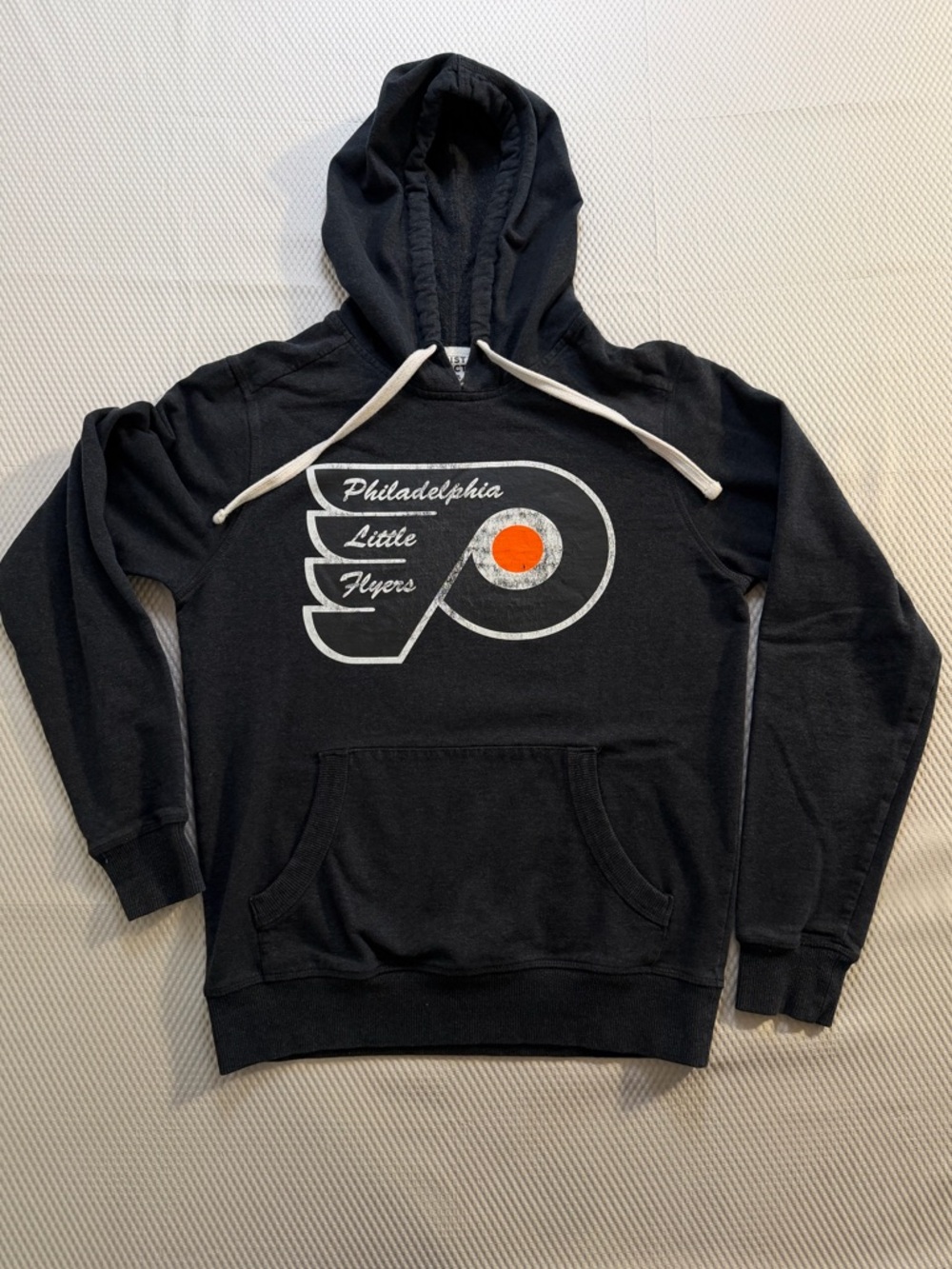 Philadelphia Little Flyers Hockey Hoodie XS Black Distressed Logo District